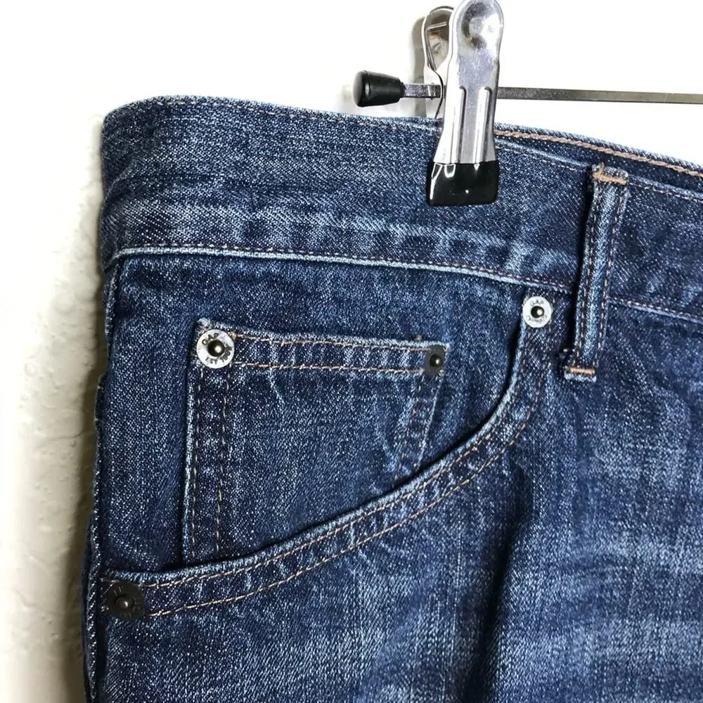 Gap boyfriend jean shorts size 12 or 31R
